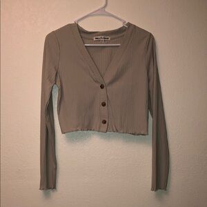 Wallflower Women's Taupe Button-Down Crop Top